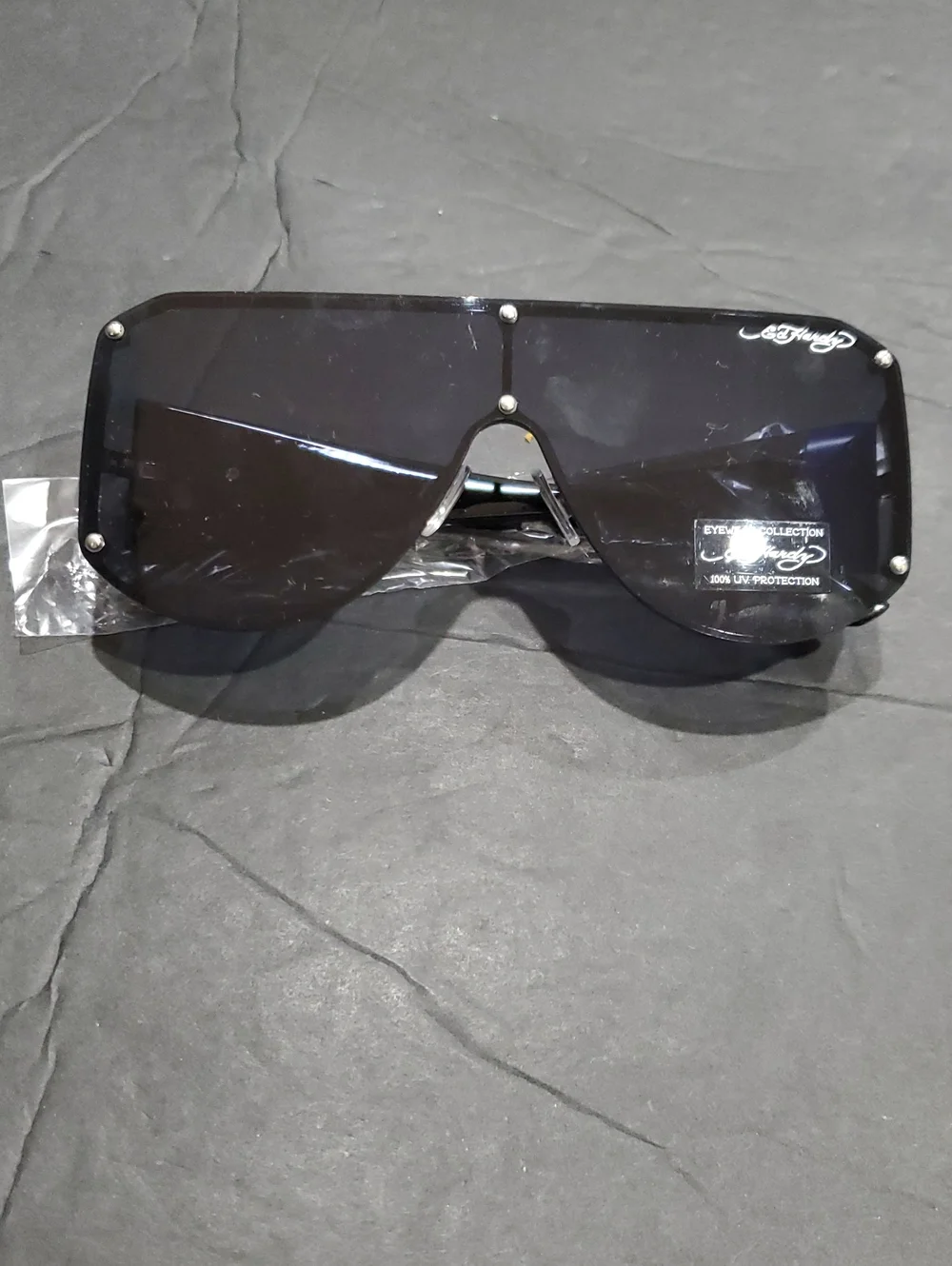 Ed Hardy Fatal Attraction love kills slowly 1971 emblem black shield sunglasses